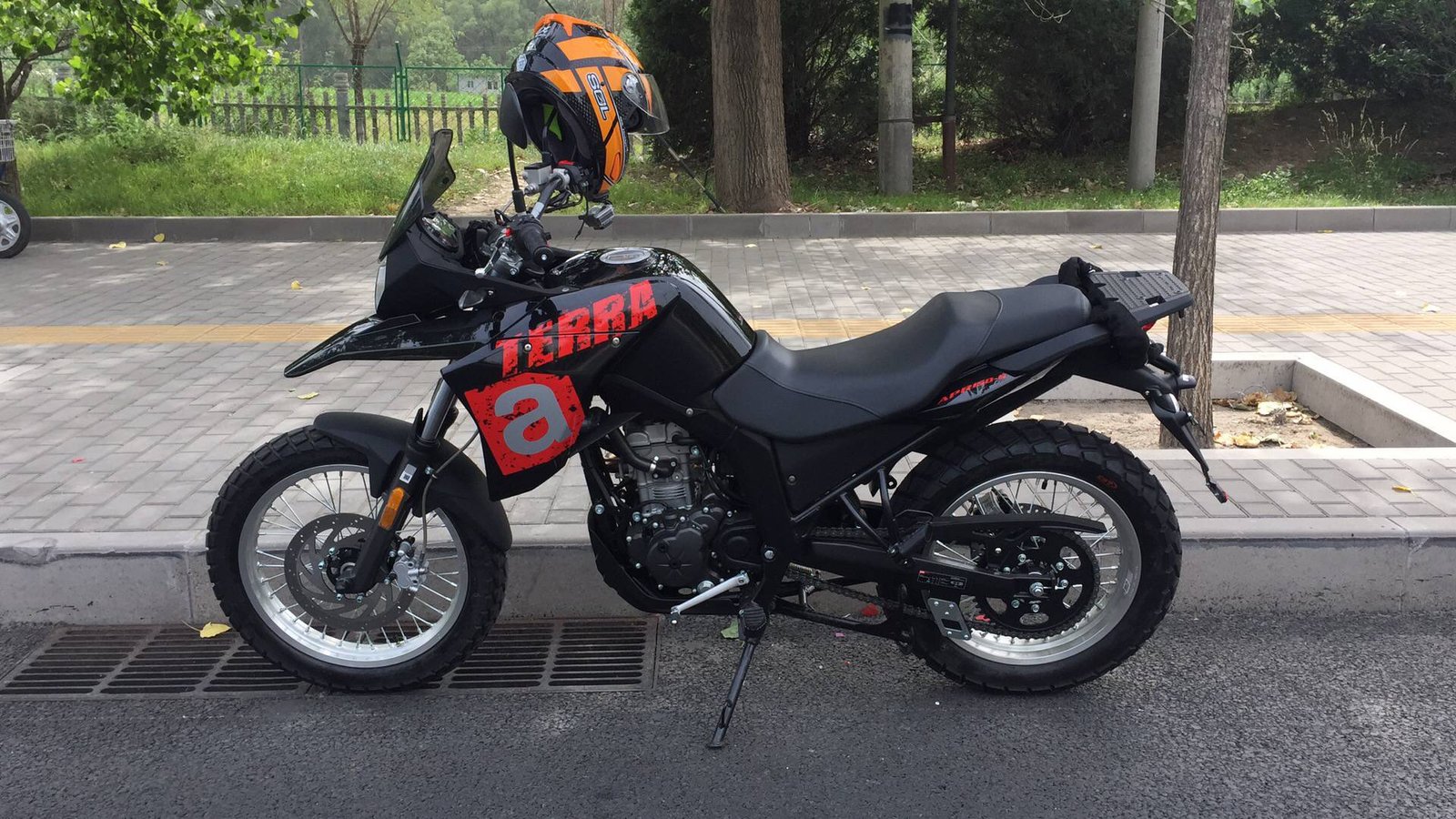 Aprilia Terra 150