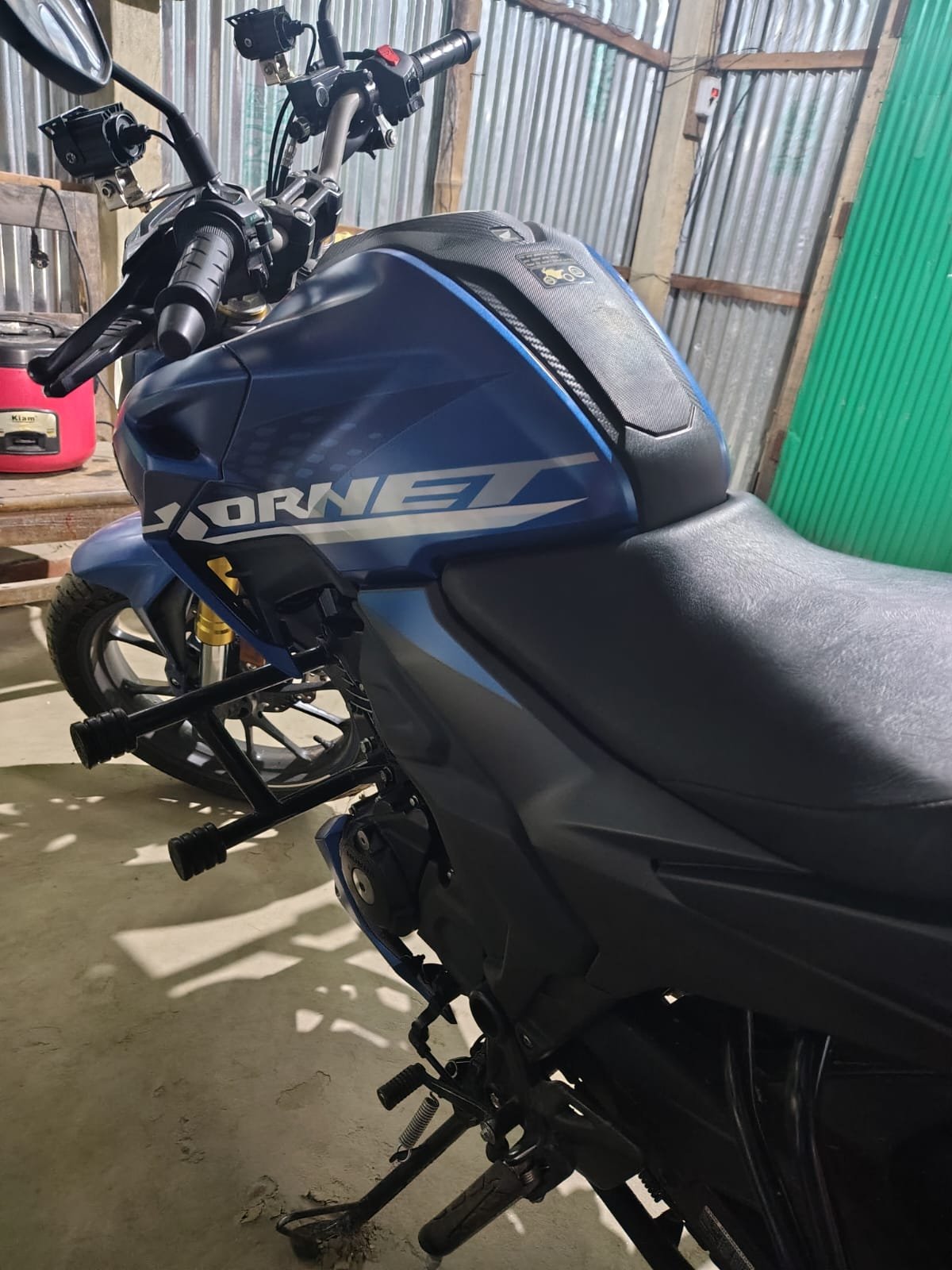 Honda Hornet 2.0